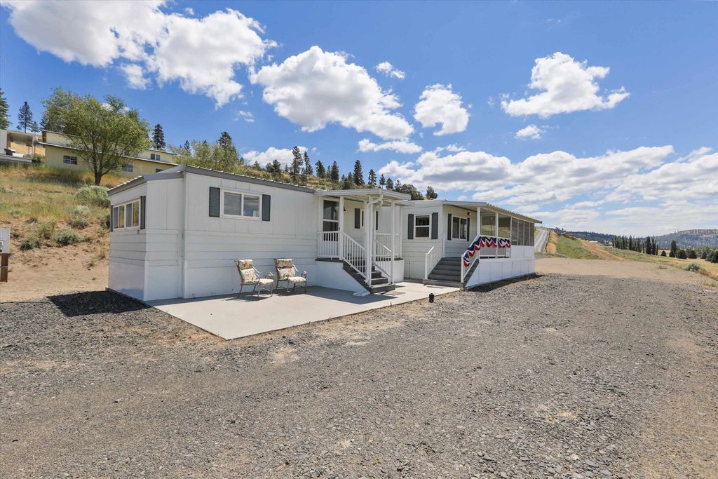 41980 Fawn Lane N Ln, Deer Meadows, WA 99122 photo 1