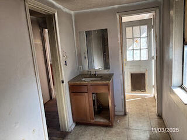 118 Veranda Road NW, Albuquerque, NM 87107