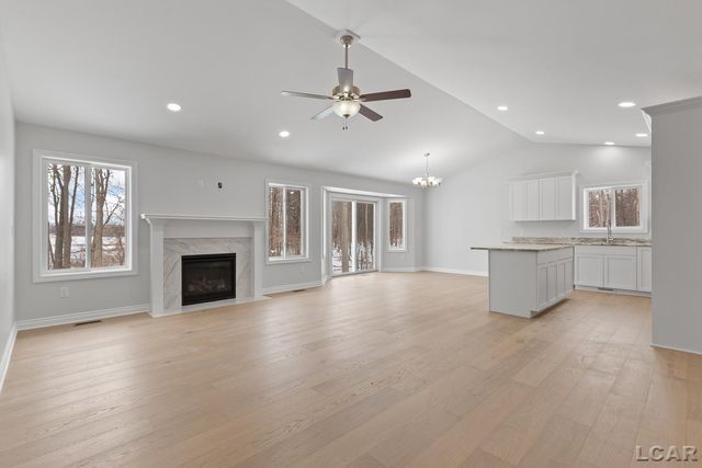 803 War Bonnet Drive, Tecumseh, MI 49286