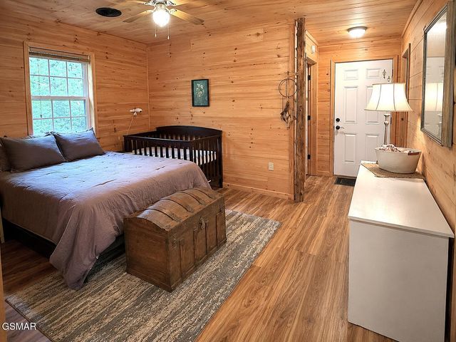 438 Country Square Road, Newport, TN 37821