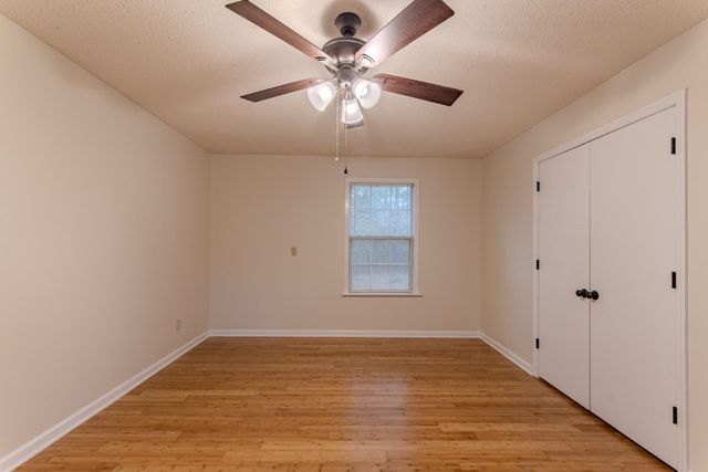 380 WALKERTOWN DR, Savannah, TN 38372