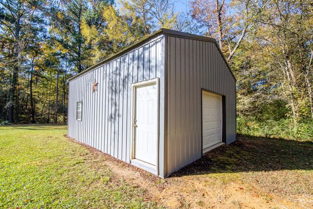 380 WALKERTOWN DR, Savannah, TN 38372