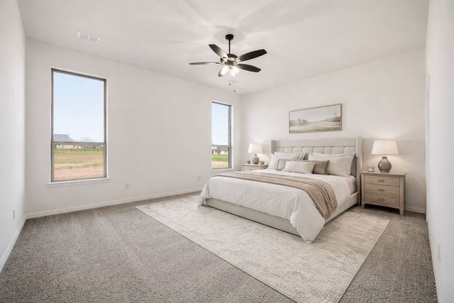 441 Paradise Ridge Drive, Waxahachie, TX 75167