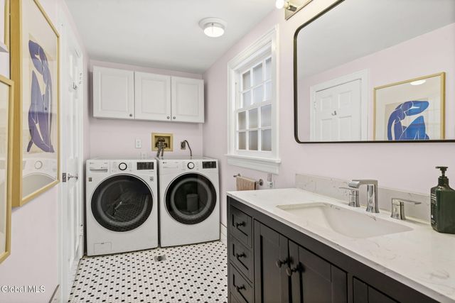 19 Hillcrest Drive, Sand Lake, NY 12196