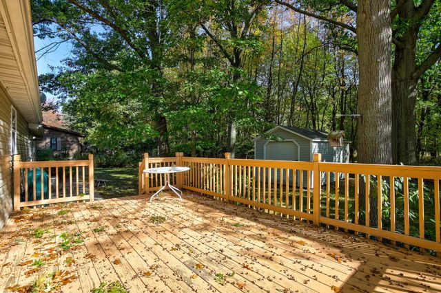 608 Kentucky Avenue, South Haven City, MI 49090