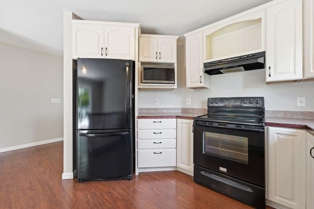 9155 Fairway Hill Drive, Elko New Market, MN 55020