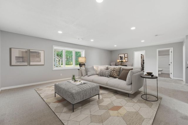 9155 Fairway Hill Drive, Elko New Market, MN 55020
