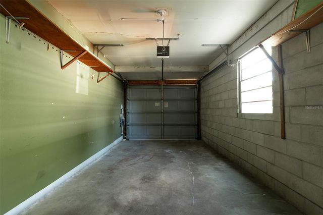 703 NE 6TH PLACE, Gainesville, FL 32601