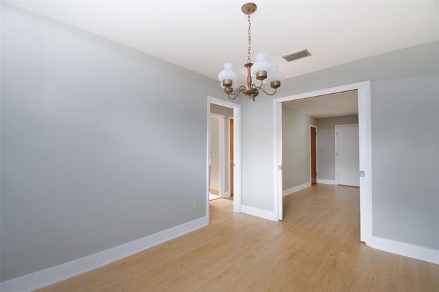 703 NE 6TH PLACE, Gainesville, FL 32601
