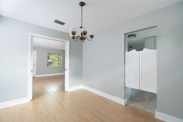 703 NE 6TH PLACE, Gainesville, FL 32601
