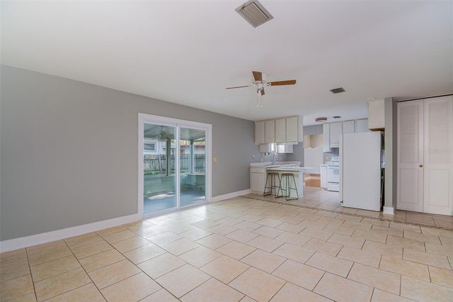 703 NE 6TH PLACE, Gainesville, FL 32601