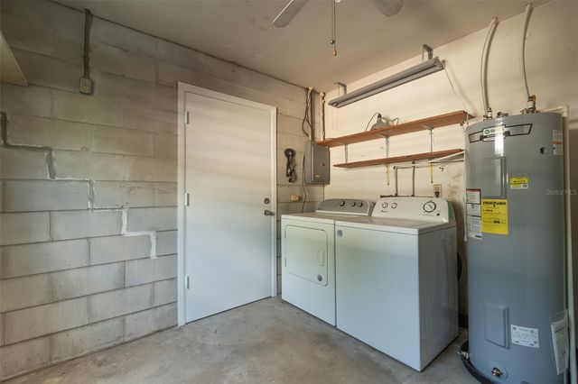 703 NE 6TH PLACE, Gainesville, FL 32601