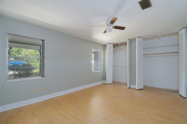 703 NE 6TH PLACE, Gainesville, FL 32601