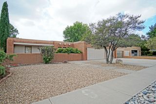 9307 GALAXIA Way NE, Albuquerque, NM 87111
