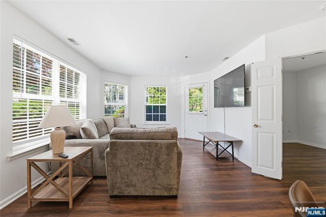 5301 Tudor Drive, Pequannock Township, NJ 07444