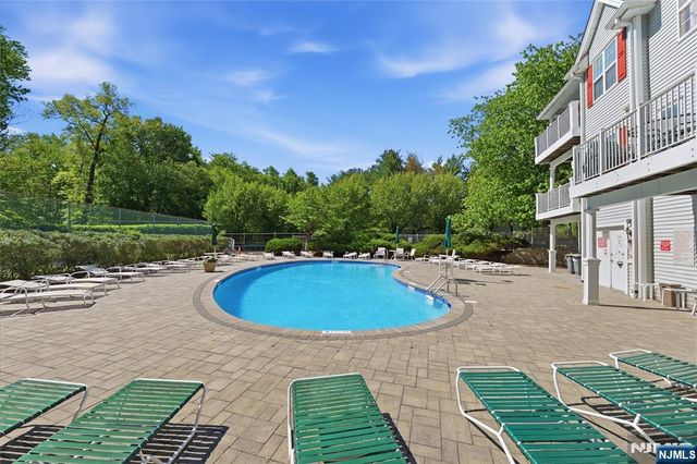5301 Tudor Drive, Pequannock Township, NJ 07444