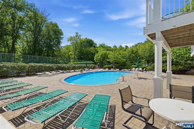 5301 Tudor Drive, Pequannock Township, NJ 07444