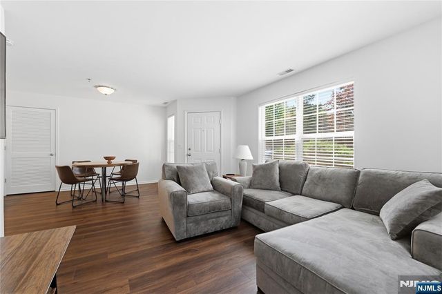 5301 Tudor Drive, Pequannock Township, NJ 07444