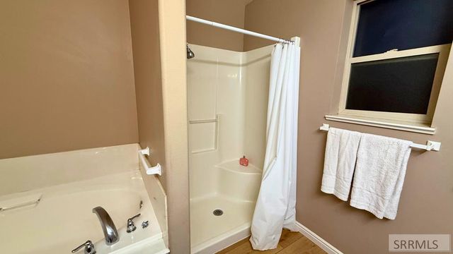 5022 Vintage Lane, Ammon, ID 83406