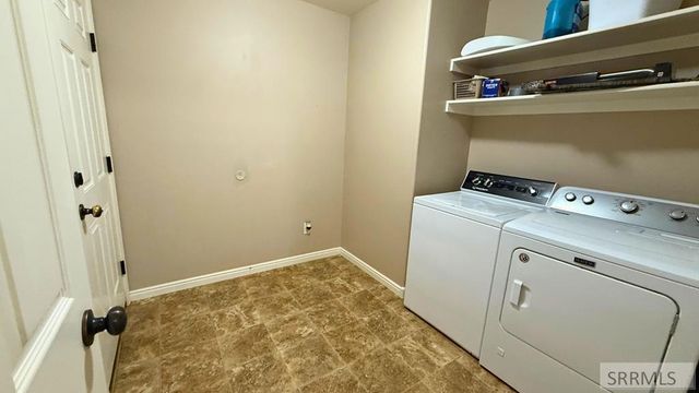 5022 Vintage Lane, Ammon, ID 83406