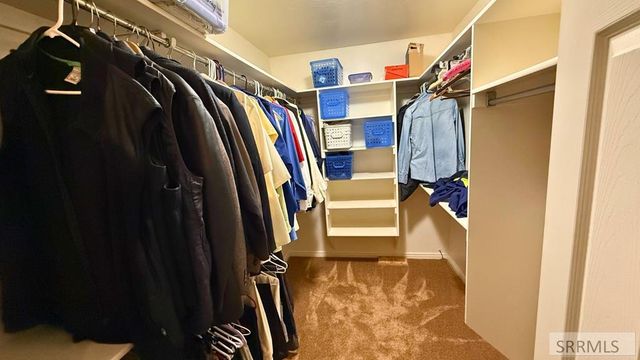 5022 Vintage Lane, Ammon, ID 83406