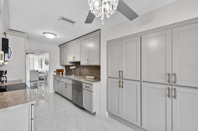 427 BOCA CIEGA POINT BOULEVARD N, St Petersburg, FL 33708