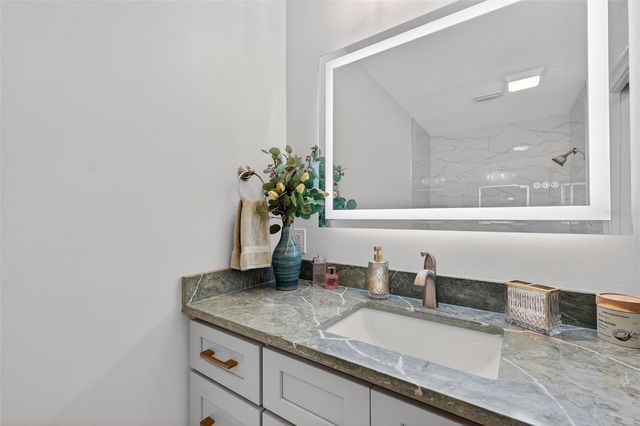 427 BOCA CIEGA POINT BOULEVARD N, St Petersburg, FL 33708