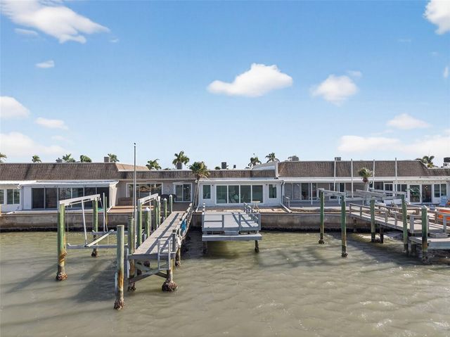 427 BOCA CIEGA POINT BOULEVARD N, St Petersburg, FL 33708