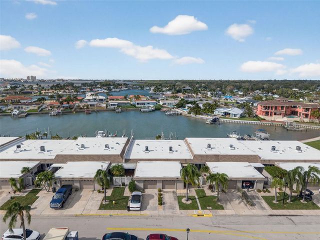 427 BOCA CIEGA POINT BOULEVARD N, St Petersburg, FL 33708
