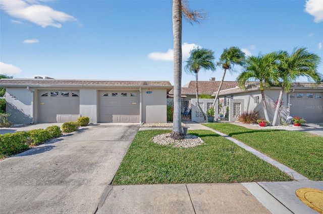 427 BOCA CIEGA POINT BOULEVARD N, St Petersburg, FL 33708