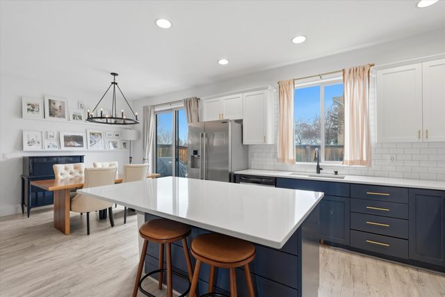 61216 Brittle Bush Street, Bend, OR 97702