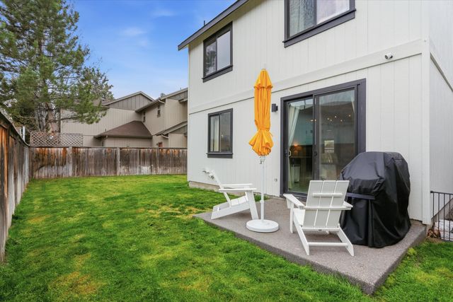 61216 Brittle Bush Street, Bend, OR 97702