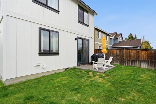 61216 Brittle Bush Street, Bend, OR 97702