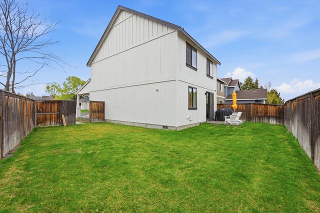 61216 Brittle Bush Street, Bend, OR 97702