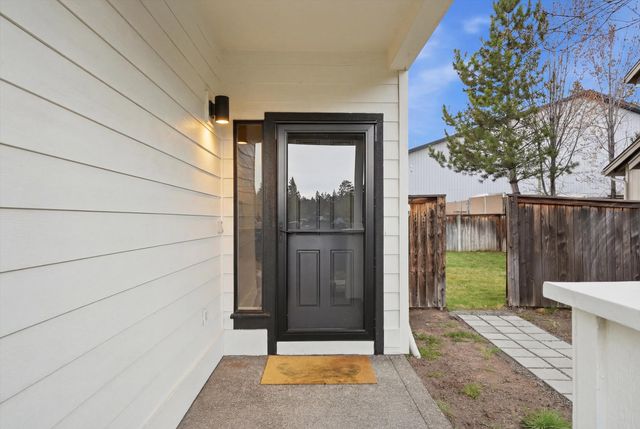 61216 Brittle Bush Street, Bend, OR 97702