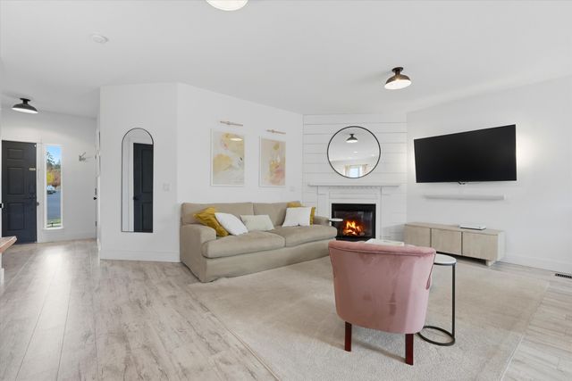 61216 Brittle Bush Street, Bend, OR 97702