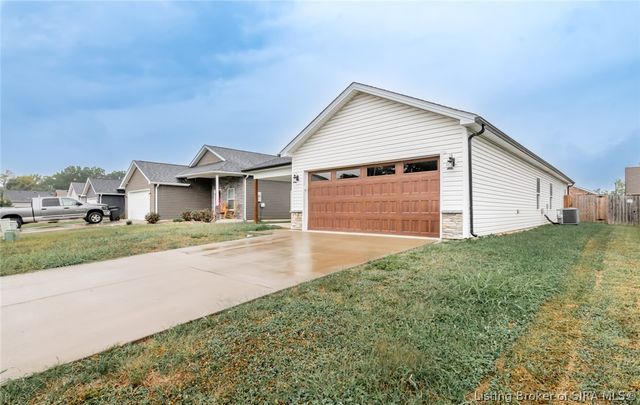 2013 Aster Drive, Jeffersonville, IN 47130