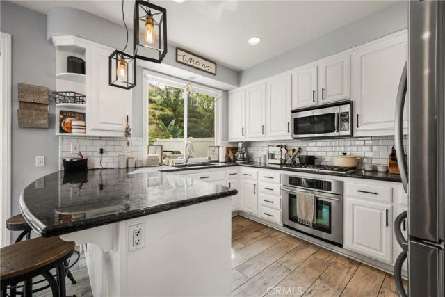 8346 E Quiet Canyon Court, Anaheim, CA 92808