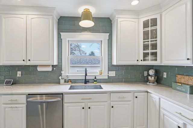 144 Bishop St, Framingham, MA 01702