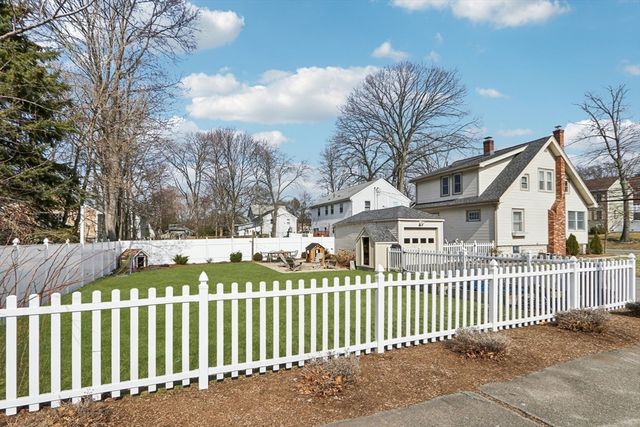 144 Bishop St, Framingham, MA 01702