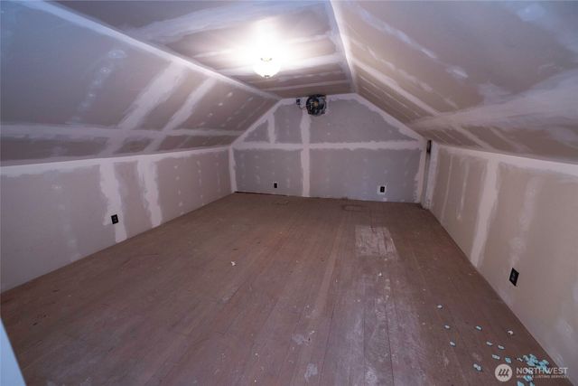 40 NW B Street, College Place, WA 99324