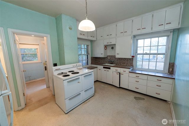 40 NW B Street, College Place, WA 99324