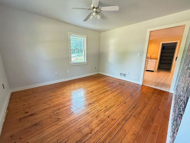 189 Pine Street, Castleton, VT 05735