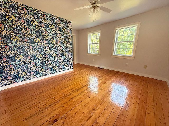 189 Pine Street, Castleton, VT 05735