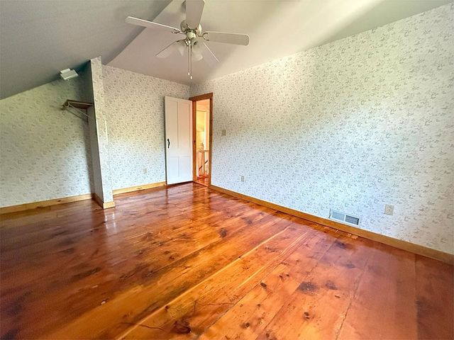 189 Pine Street, Castleton, VT 05735