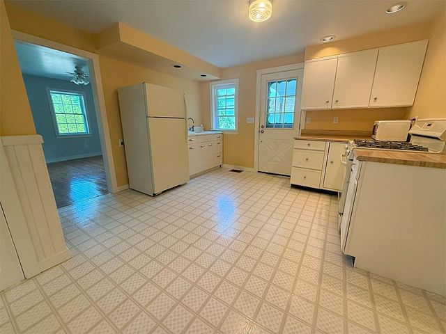 189 Pine Street, Castleton, VT 05735