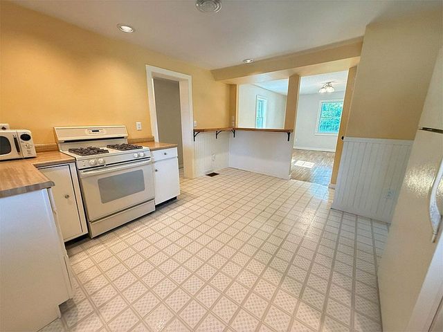 189 Pine Street, Castleton, VT 05735
