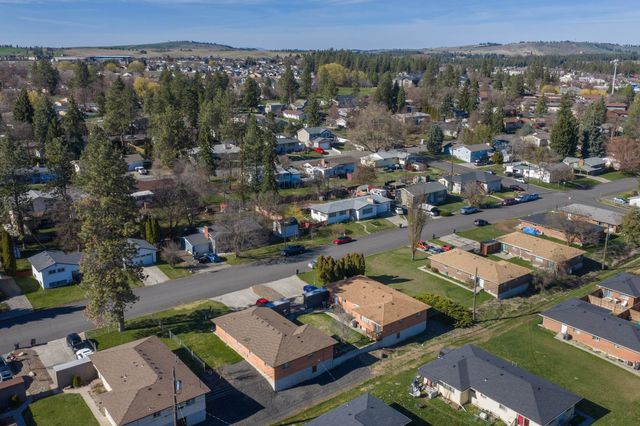 1521 4th St, Cheney, WA 99004