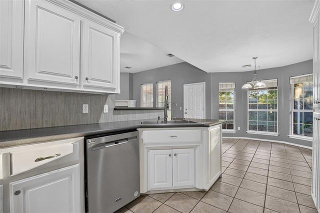 1309 Ethan Lane, Yukon, OK 73099