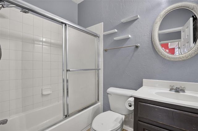 1309 Ethan Lane, Yukon, OK 73099